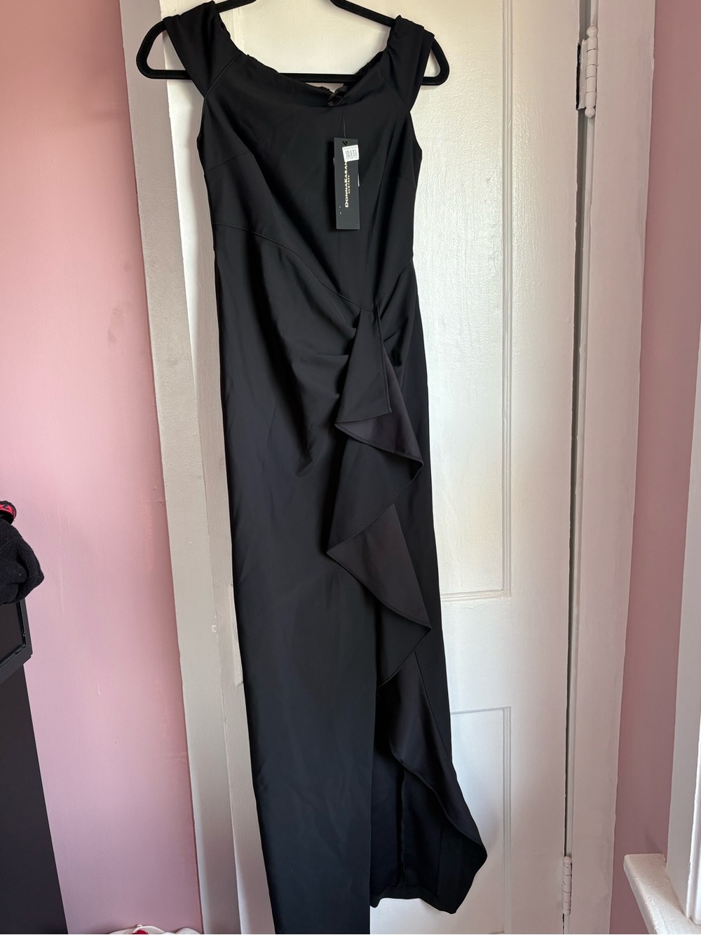 Donna Karan New York Black Side Ruffle Off The Shoulder Gown Size 2 NWT - Picture 3 of 7